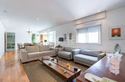 Apartamento a venda de 161,00m² útil, com 3 quartos e 4 vagas no campo belo.