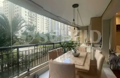 Apartamento à venda de 113,00m² útil, com 4 quartos e 2 vagas na vila mascote