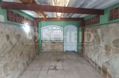 Casa 82m2 no campo grande, 2 quartos, sala, cozinha, churrasqueira, depósito nos fundos e 1 vaga.