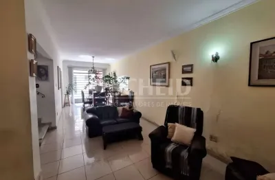 Sobrado a venda de 210,00m² útil, com 3 quartos e 4 vagas no brooklin