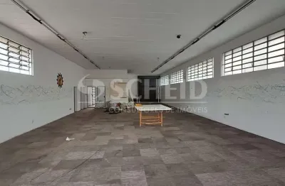 Barracão / Galpão / Depósito com 4 salas para alugar na Rua Taquaruçu, --, Jabaquara, São Paulo