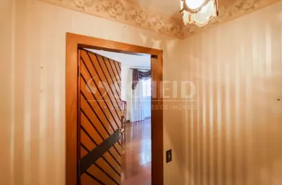 Apartamento de 4 dormitórios com 3 vagas ao lado da estação campo belo
