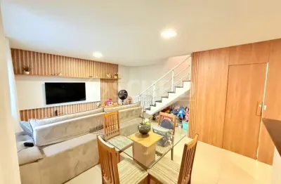 Sobrado semi novo com aquecimento solar - 3 dorms - 1 suíte - 2 vagas -