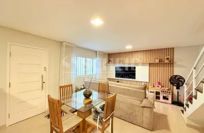 Sobrado semi novo com aquecimento solar - 3 dorms - 1 suíte - 2 vagas -