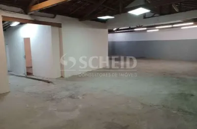 Ótimo galpão com boa localização, com 400m² de área construida, próximo proximo de grandes comercios