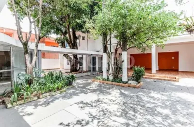 Casa alto padrão 750m2 construida - terreno 1.200m2