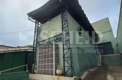 Excelente galpão industrial com escritórios na pedreira em 400m² de terreno