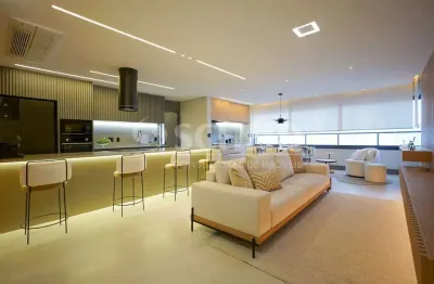 Apartamento brooklin tres suites duas vagas ao lado do metro.