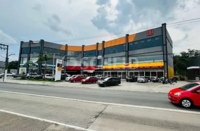 Casa comercial com 10 salas para alugar na Avenida Senador Teotônio Vilela, --, Vila São José, São Paulo