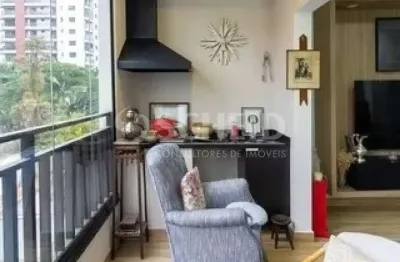 Campo belo, 3 dormitórios, 1 suíte, 3 vagas fixas e livres além de depósito!