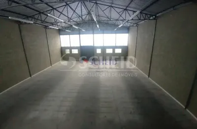 Excelente galpão 800m² de construção ,vão livre pé direito alto.