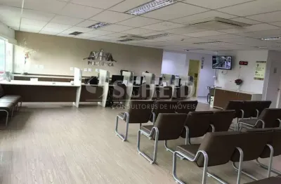 Imóvel comercial para locação de 680,00m² útil, no interlagos.