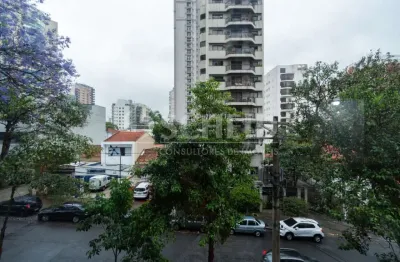 Apartamento de 1 dormitório com vaga próximo ao comércio de moema