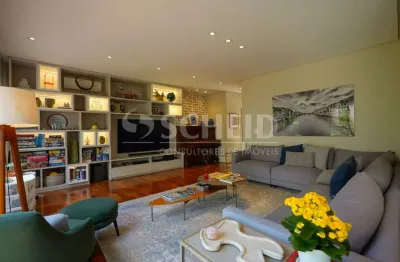 Casa de condomínio porteira fechada, com 270m², 3 suítes, área gourmet com churrasqueira, 4 vagas