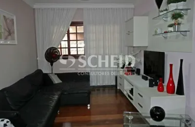 Casa em condomínio fechado com 4 quartos para alugar na Rua José Inácio, --, Campo Grande, São Paulo