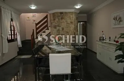 Casa em condomínio fechado com 4 quartos para alugar na Rua José Inácio, --, Campo Grande, São Paulo