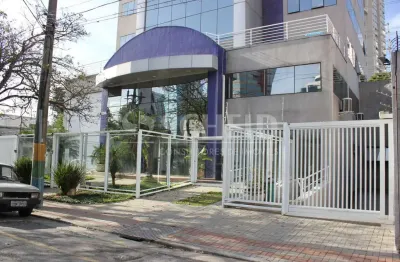 Prédio com 32 salas para alugar na Rua Rio da Prata, --, Brooklin, São Paulo