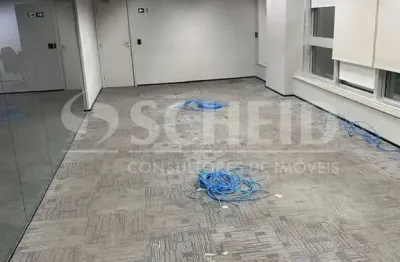 Conjunto comercial para alugar com 459m², 9 vagas e 4 banheiros no itaim bibi.