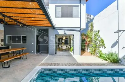 Sobrado a venda de 240,00m² útil, com 4 quartos e 3 vagas na granja julieta