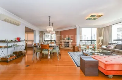 Apartamento á venda no morumbi com 247m², 3 quartos sendo 3 suítes, 3 vagas.