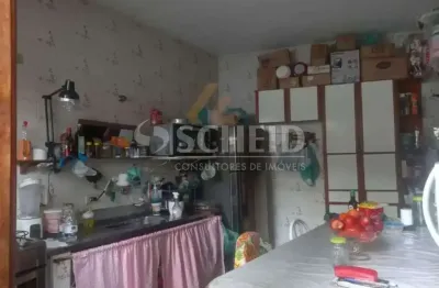 Casa térrea à venda, 2 quartos, 3 vagas de garagem e localização privilegiada em santo amaro!