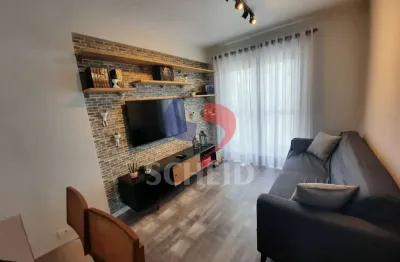 Venda apartamento 02 quartos, sendo 01 suíte com ar condicionado, reformado, armários planejados!