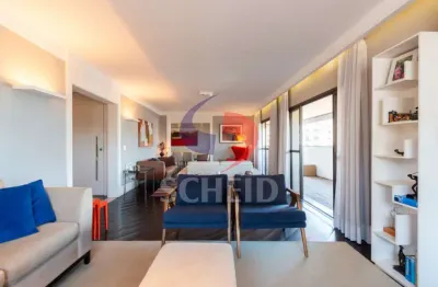 Cobertura á venda no brooklin com 503m², 4 quartos sendo 2 suítes, 5 vagas.