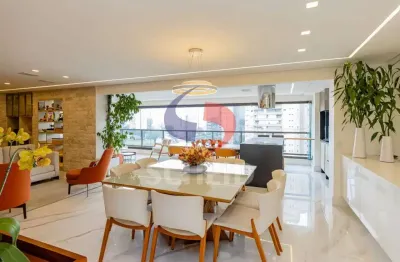 Apartamento a vendfa granja julieta ,com  209m2 , condomínio clube