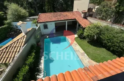 Sobrado para locação, 496 m², 4 dormitórios, 4 suítes, 3 vagas, piscina, no jardim marjoara