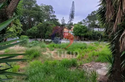 Terreno com 1224m2, em ótima esquina, estritamente residencial no Jardim Marajoara