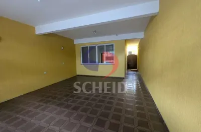 Casa residencial  no bairro Campo Grande - 180 m2 - 3 Dormitórios - 1 Suíte - 2  vagas