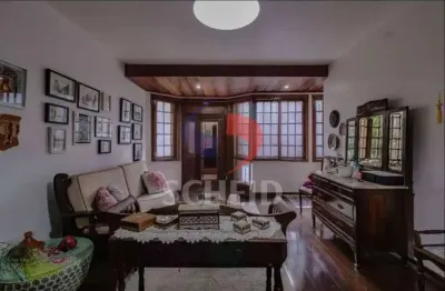 Casa a venda no Jardim Prudência, 182m², 3 dormitórios (2 suítes), 1 vaga. impecável.