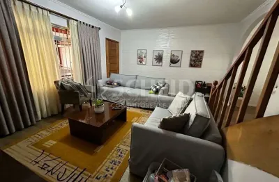 Casa com 3 quartos à venda na Rua das Trovas, --, Interlagos, São Paulo