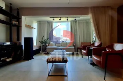 Apartamento à Venda na Chácara Santo Antônio com 130m² , 4 dormitórios (2 suítes) e 2 vagas