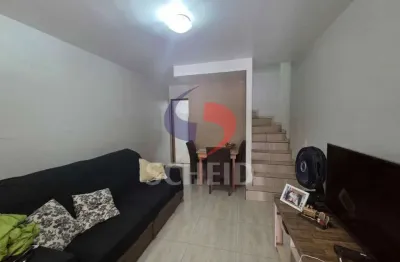 Sobrado MobilIiado locação 3 dormitórios, 1 suíte, 68m² Total e 89m² Útil, 1 vaga, Bairro Pedreira