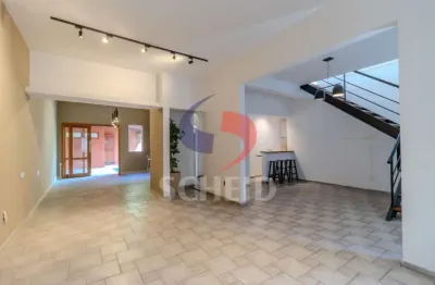 Brooklin Novo  com 3 quartos, sendo 2 suítes, 263m²  e 03 vagas de garagem