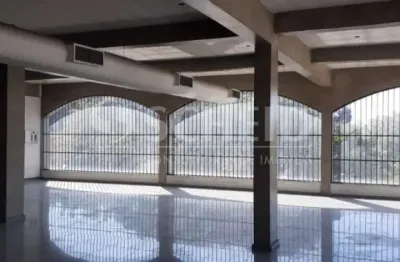 Excelente oportunidade de imóvel comercial para locação de 750 m² de construção.