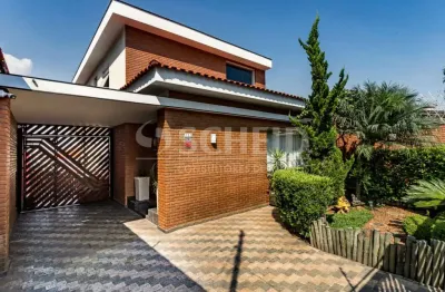 Casa a venda no jardim marajoara , 209 m² ,4 quartos sendo 2 suítes, 6 vagas ,piscina ;