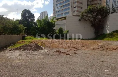 Excelente terreno de esquina  em avenida ,ótima localização