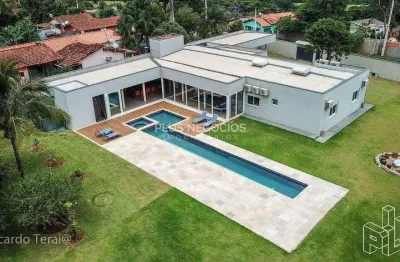 Chácara moderna em araçoiaba da serra: 5 suítes, piscina de raia, área gourmet, campo de futebol e