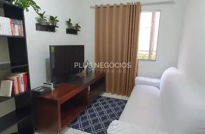 Apartamento térreo à venda – 1 dormitório, sala, cozinha ampla, condomínio com lazer completo e seg