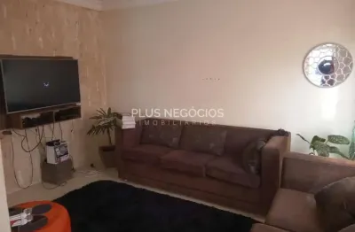 Casa térrea à venda no central parque – 250m² de terreno e 3 dormitórios