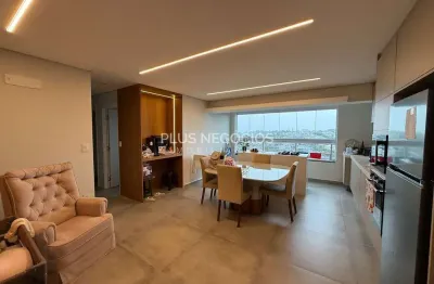 Apartamento na rua do mercadão todo projetado e prontinho para você, vista sensacional.