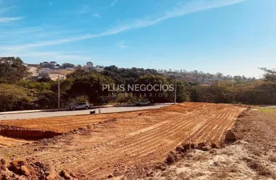 Terreno de esquina à venda no residencial helena maria – alto padrão frente para o lago no wanel vi