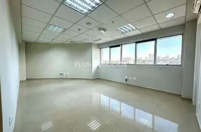 Apresentando-se como uma atraente sala comercial para locação localizada no parque campolim, parque