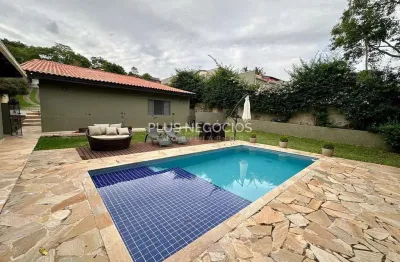 Chácara em piedade, piscina, área gourmet, lareira, proximo ao centro