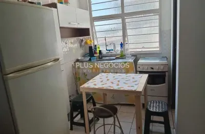 Kitnet mobiliada no centro de sorocaba com tudo incluso - 1 dormitório, cozinha e banheiro privativ