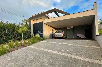 Casa térrea no sunlake com energia fotovoltaica – 3 suítes, gourmet e alto padrão de acabamento