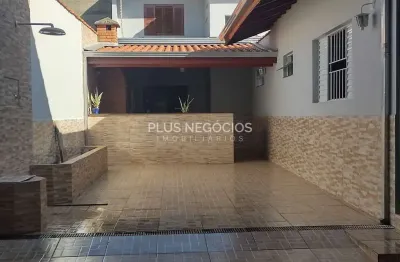 Casa de 3 dormitórios, contem uma sala comercial, à venda, Wanel Ville, Sorocaba, SP