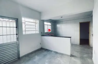 Casa com 3 quartos para alugar na porto ferreira, 376, piratininga (venda nova), belo horizonte por r$ 2.300
